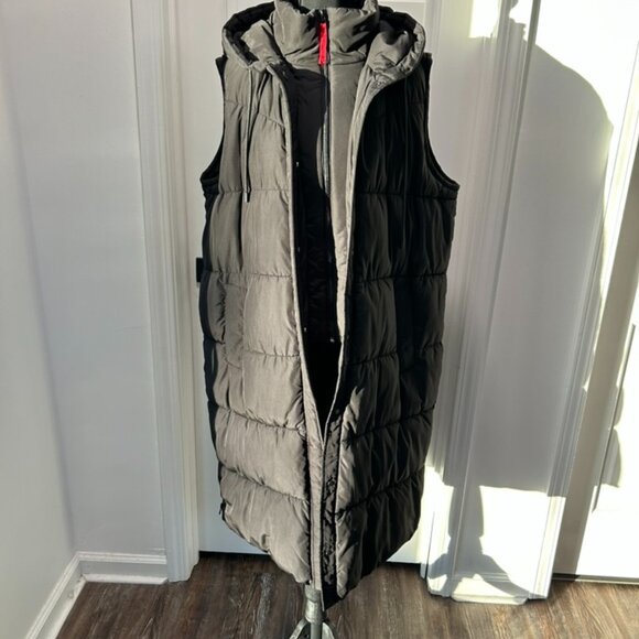 Talbot's Jackets & Blazers - TALBOT's Women's Black Long Puffer Vest with Hood